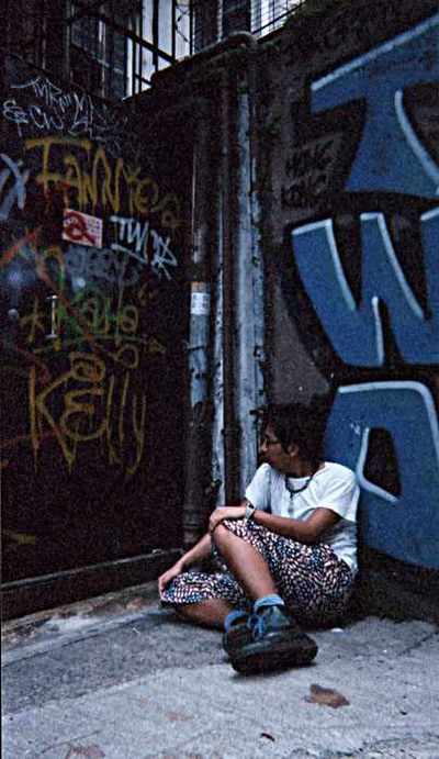 suzy8.jpg (37423 �ֽ�)