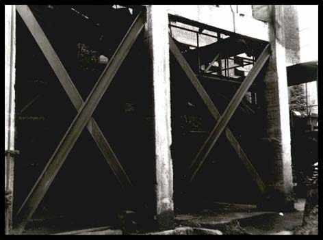 10.jpg (16650 bytes)