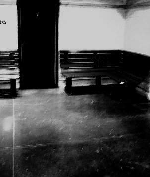 chair.jpg (10652 bytes)